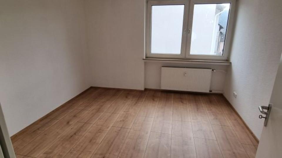 Etagenwohnung Hagen Hagen-Mitte - 2 Zimmer, 60 m&sup2;, 530&euro; | Angebot:24780683