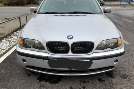 BMW 320 335.000 km 2.200 &euro; Essen 45138