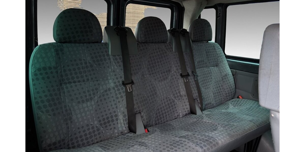 Ford Transit FT 300 K 9 Sitze Klima Std.Hzg. ATM 172.966 km 5.900 &euro; Wuppertal 42327