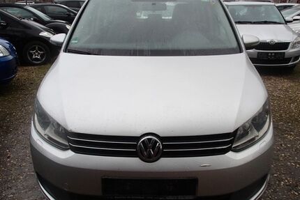 VW Touran 289.000 km 4.999 &euro; Oberhausen 46149
