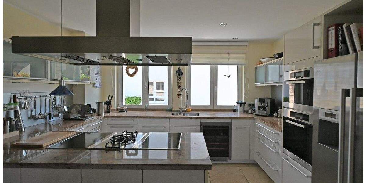 Etagenwohnung Essen Burgaltendorf - 5 Zimmer, 214 m&sup2;, 780.000&euro; | Angebot:25726328
