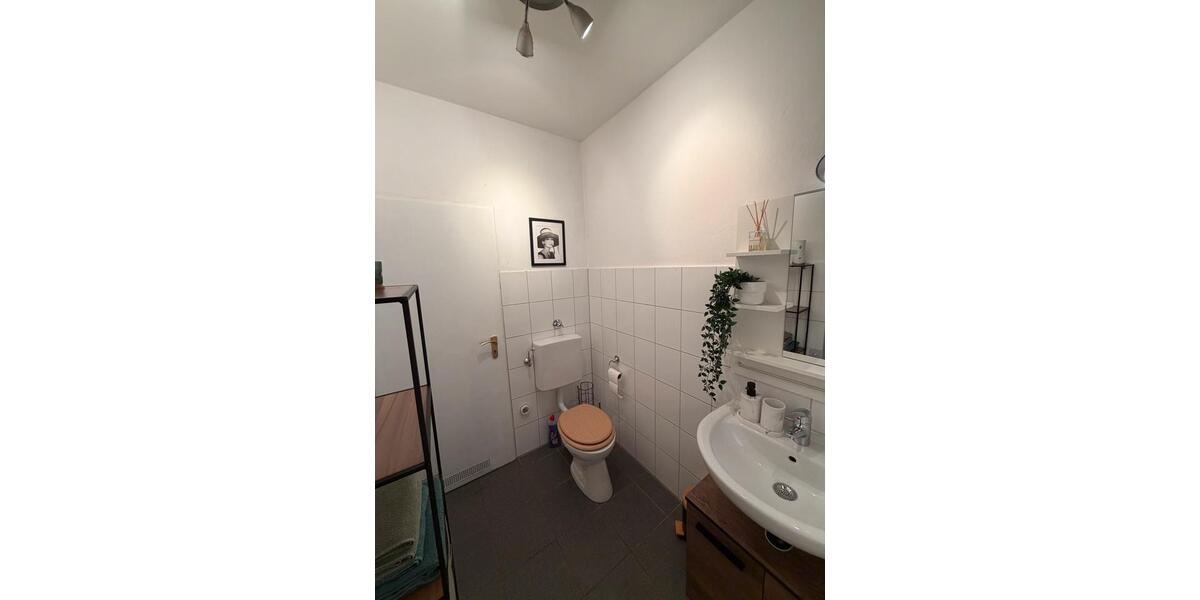 Erdgeschoßwohnung Essen Stadtbezirk II - 1 Zimmer, 42 m&sup2;, 1.190&euro; | Angebot:25859707