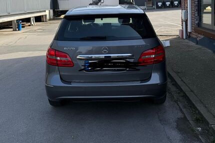 Mercedes-Benz 220 157.000 km 8.500 &euro; Gelsenkirchen 45897