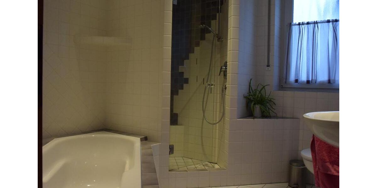 Erdgeschoßwohnung Lünen - 3 Zimmer, 86 m&sup2;, 860&euro; | Angebot:25959324