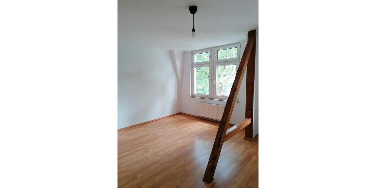 Etagenwohnung Essen Stadtbezirk III - 3 Zimmer, 93 m&sup2;, 700&euro; | Angebot:25349464