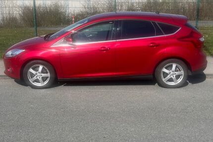 Ford Focus 80.127 km 7.300 &euro; Wuppertal 42389