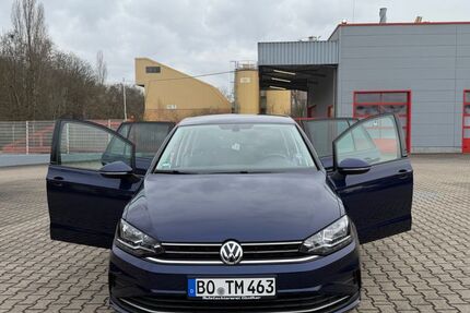 VW Golf Sportsvan 42.800 km 18.750 &euro; Bochum 44894