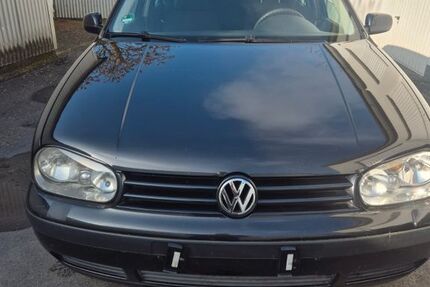 VW Golf 286.446 km 1.950 &euro; Wuppertal 42285