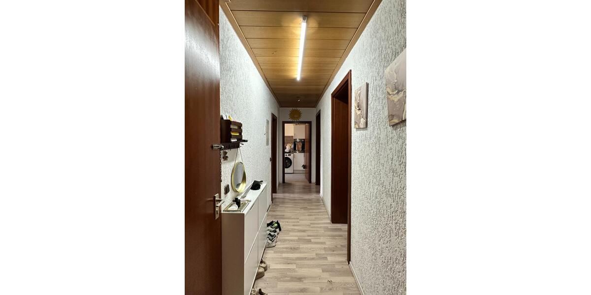 Etagenwohnung Essen Stadtbezirk III - 3 Zimmer, 90 m&sup2;, 650&euro; | Angebot:25964950