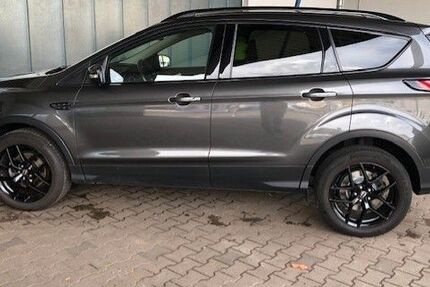 Ford Kuga 102.500 km 10.700 &euro; Hagen 58135