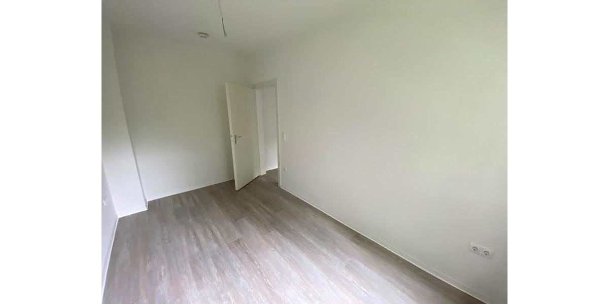 Dachgeschoßwohnung Essen Stadtbezirk VI - 2 Zimmer, 38 m&sup2;, 424&euro; | Angebot:25871627