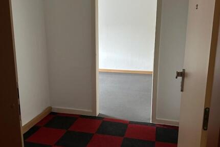 Wohnung Wuppertal Unterbarmen - 2 Zimmer, 65 m&sup2;, 450&euro; | Angebot:25999742