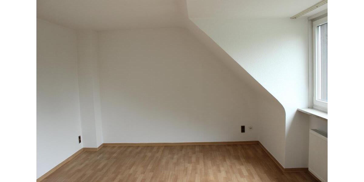 Dachgeschoßwohnung Gelsenkirchen Gelsenkirchen-West - 3.5 Zimmer, 74 m&sup2;, 465&euro; | Angebot:25352264