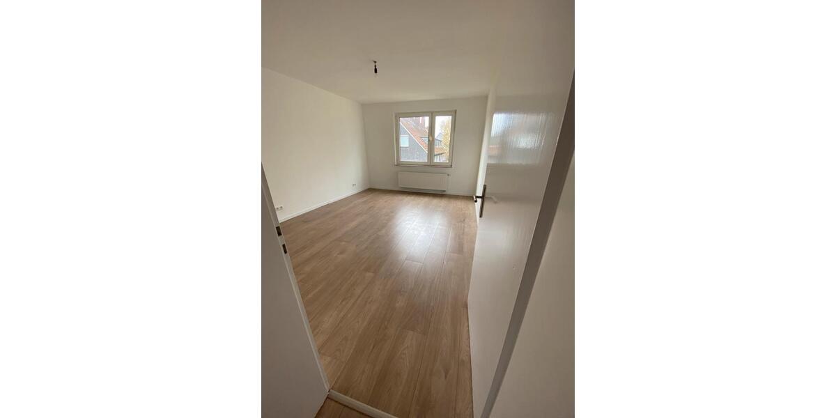 Erdgeschoßwohnung Essen Stadtbezirk V - 3 Zimmer, 86 m&sup2;, 960&euro; | Angebot:26023928
