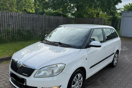 Skoda Fabia 201.000 km 3.590 &euro; Essen 45329