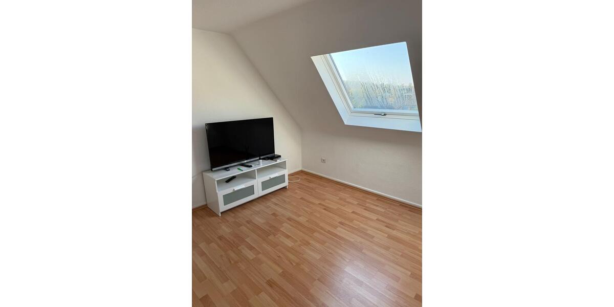 Dachgeschoßwohnung Bochum Eppendorf - 2.5 Zimmer, 45 m&sup2;, 650&euro; | Angebot:25872679