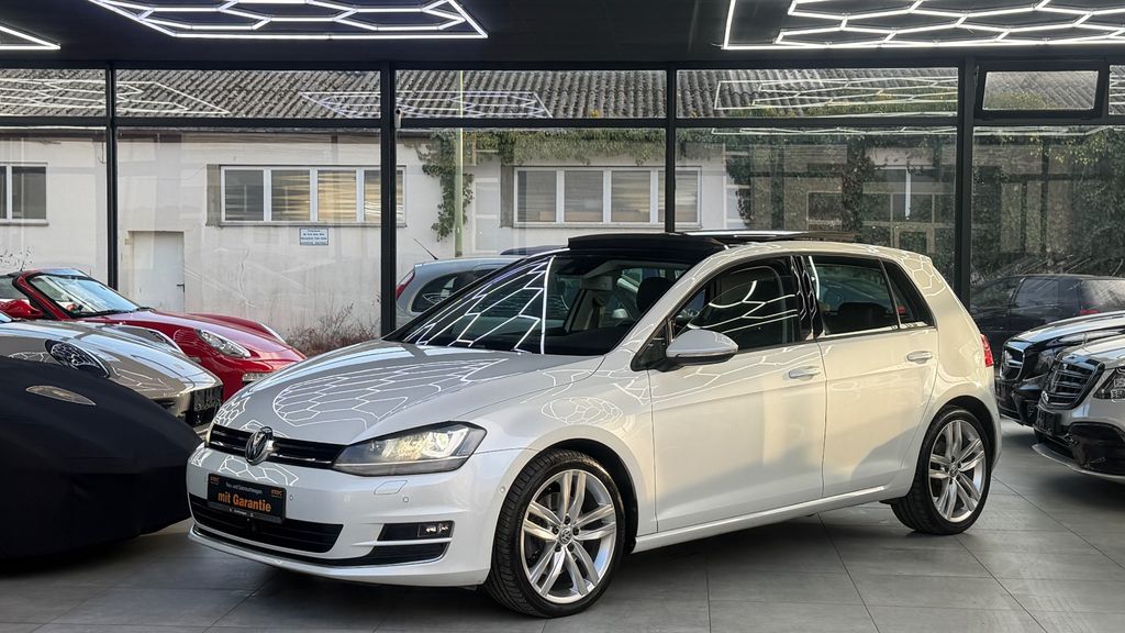 VW Golf 107.307 km 13.850 &euro; Essen 45141