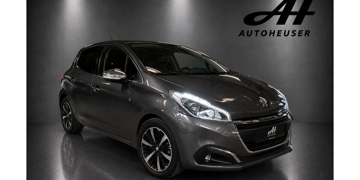 Peugeot 208 13.740 km 12.350 &euro; Velbert 42551