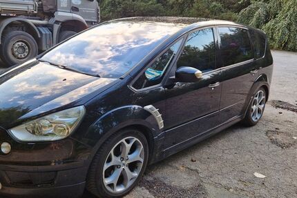 Ford S-Max 272.000 km 3.900 &euro; Lünen 44532