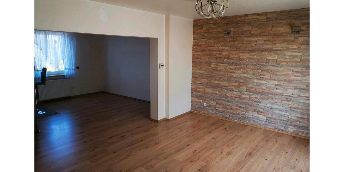 Dachgeschoßwohnung Velbert Velbert-Mitte - 2 Zimmer, 62 m&sup2;, 149.000&euro; | Angebot:26951471