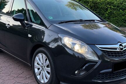 Opel Zafira 104.000 km 8.900 &euro; Essen 45141