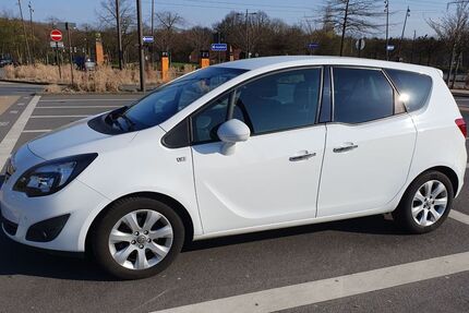 Opel Meriva 149.200 km 2.999 &euro; Bochum 44894