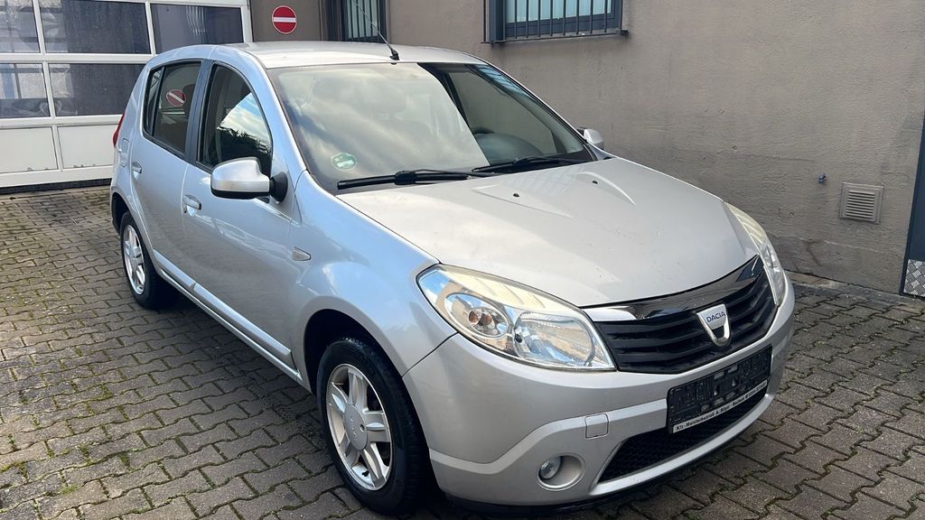 Dacia Sandero 122.000 km 1.990 &euro; Wetter Ruhr 58300