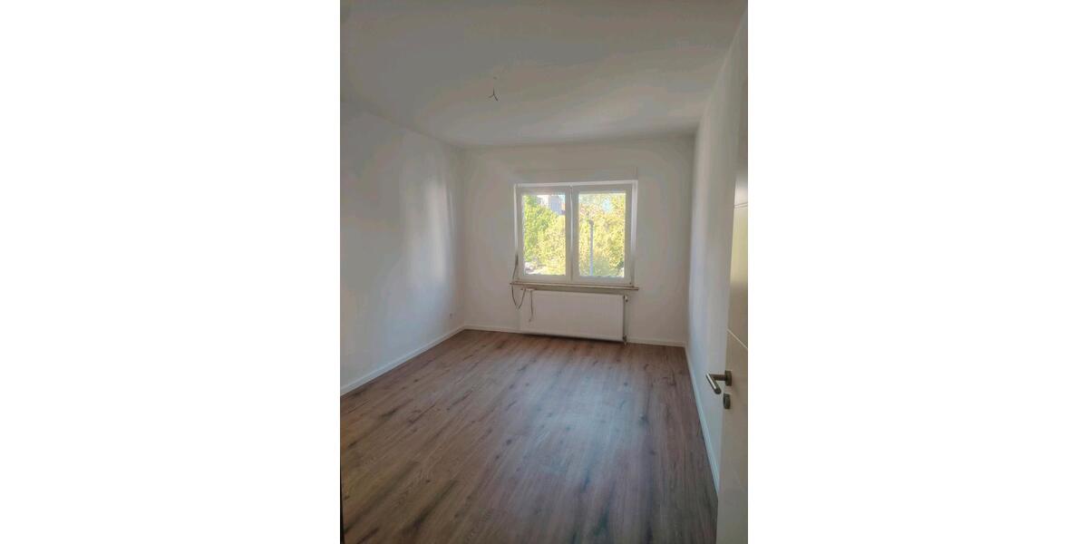 Etagenwohnung Bochum Günnigfeld - 3.5 Zimmer, 93 m&sup2;, 800&euro; | Angebot:26414608