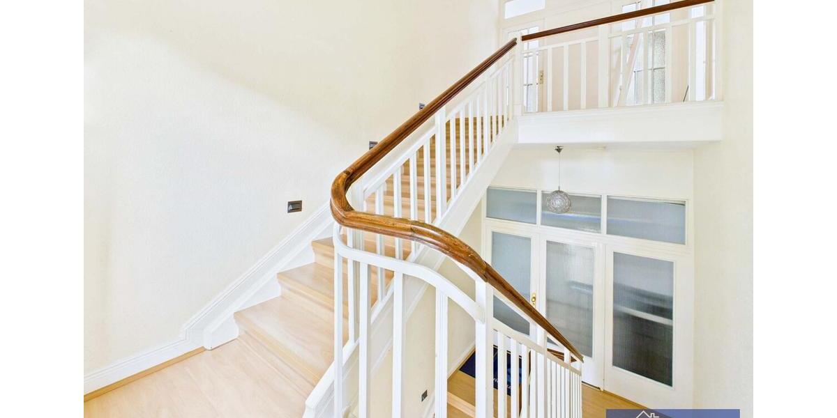 Dachgeschoßwohnung Waltrop - 4 Zimmer, 128 m&sup2;, 1.250&euro; | Angebot:24737473