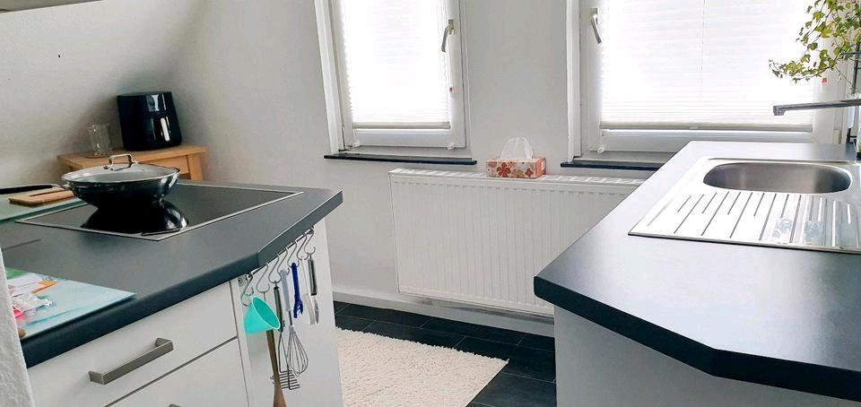 Dachgeschoßwohnung Holzwickede - 3 Zimmer, 80 m&sup2;, 420&euro; | Angebot:25974923