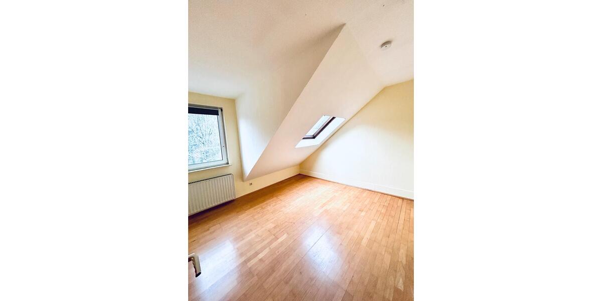 Dachgeschoßwohnung Castrop-Rauxel Becklem - 3 Zimmer, 54 m&sup2;, 463&euro; | Angebot:26413939