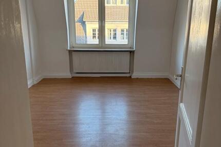 Wohnung Wuppertal Gemarkung Langerfeld - 2 Zimmer, 65 m&sup2;, 420&euro; | Angebot:25806792