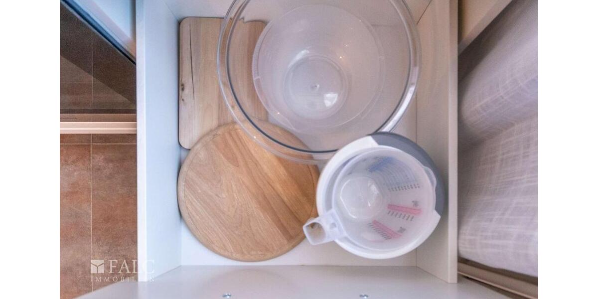 Etagenwohnung Essen Stadtkern - 1 Zimmer, 30 m&sup2;, 950&euro; | Angebot:24493587