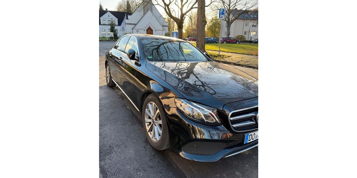 Mercedes-Benz E 200 119.000 km 23.400 &euro; Dortmund 44319