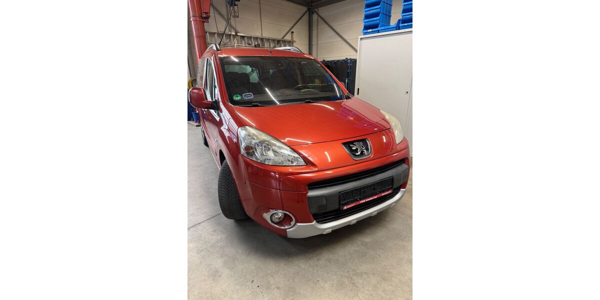 Peugeot Partner 135.990 km 5.200 &euro; Oberhausen 46047