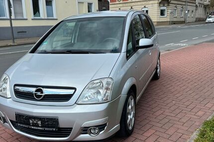Opel Meriva 129.000 km 3.990 &euro; Recklinghausen 45657