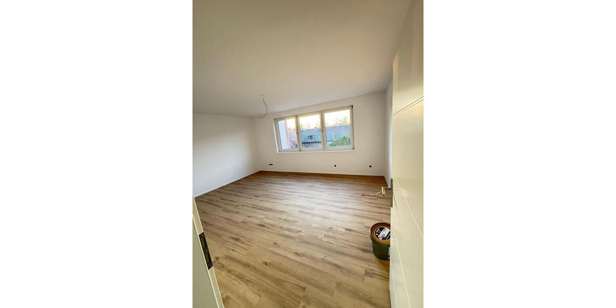 Etagenwohnung Essen Stadtbezirk VIII - 1.5 Zimmer, 30 m&sup2;, 480&euro; | Angebot:25832923