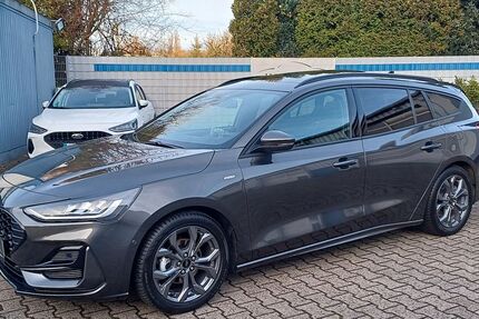 Ford Focus 18.500 km 24.480 &euro; Essen 45307