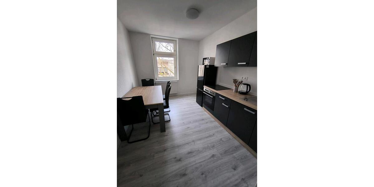 Etagenwohnung Bochum Bochum-Mitte - 2 Zimmer, 76 m&sup2;, 530&euro; | Angebot:25395103