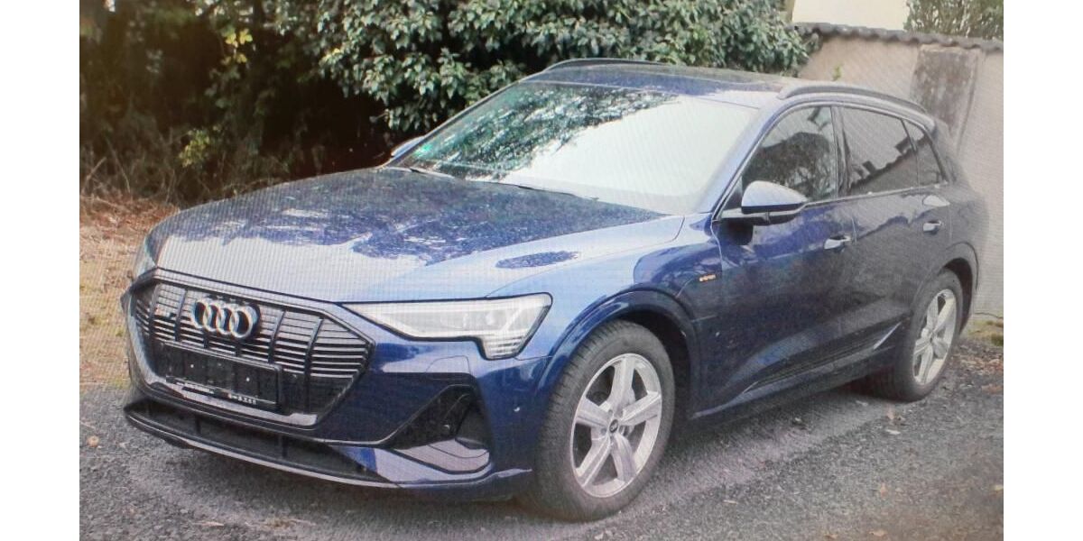Audi e-tron 21.233 km 35.340 &euro; Hagen 58091