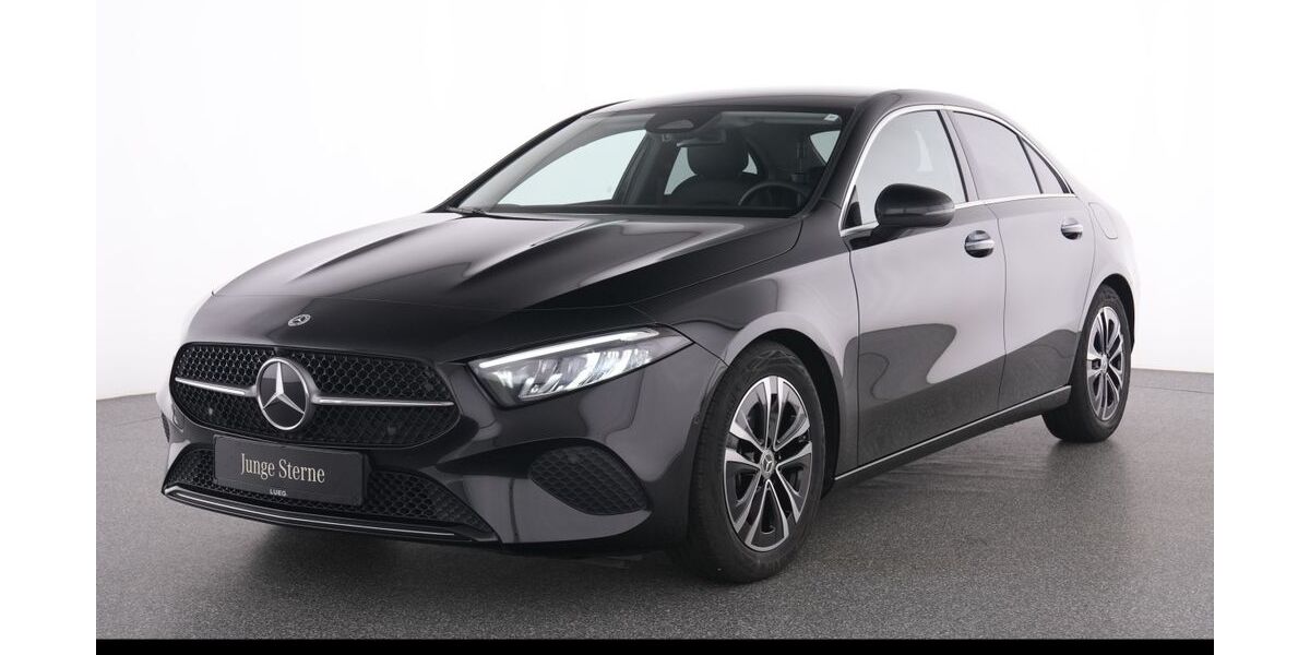 Mercedes-Benz A 200 24.622 km 30.785 &euro; Essen 45309