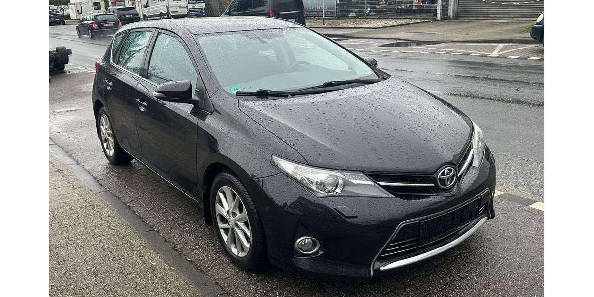 Toyota Auris 280.000 km 4.950 &euro; Bottrop 46238