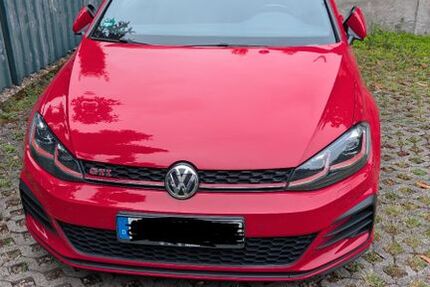 VW Golf 115.000 km 19.000 &euro; Oberhausen 46147