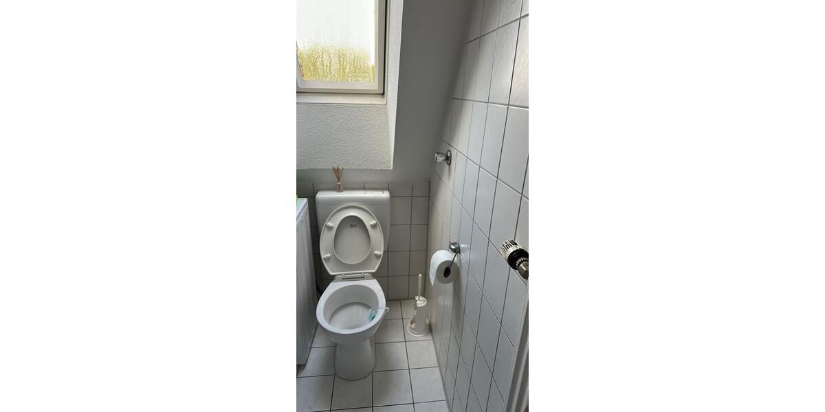 Dachgeschoßwohnung Essen Stadtbezirk V - 2.5 Zimmer, 65 m&sup2;, 649&euro; | Angebot:25563144