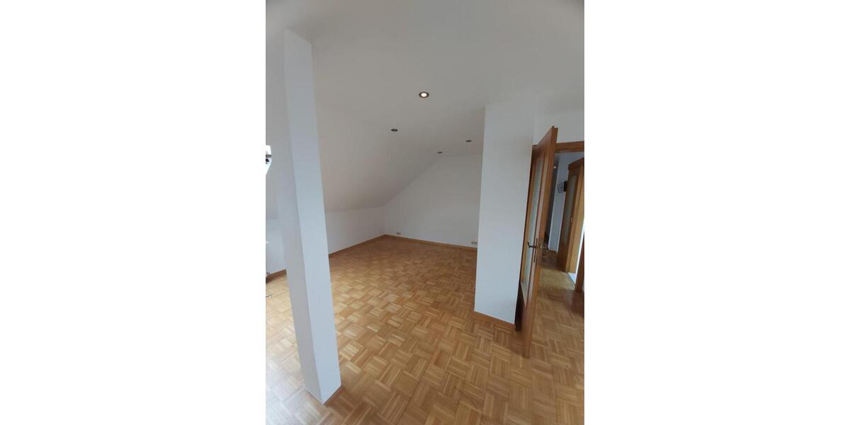 Dachgeschoßwohnung Wuppertal Gemarkung Langerfeld - 2 Zimmer, 60 m&sup2;, 450&euro; | Angebot:25967629