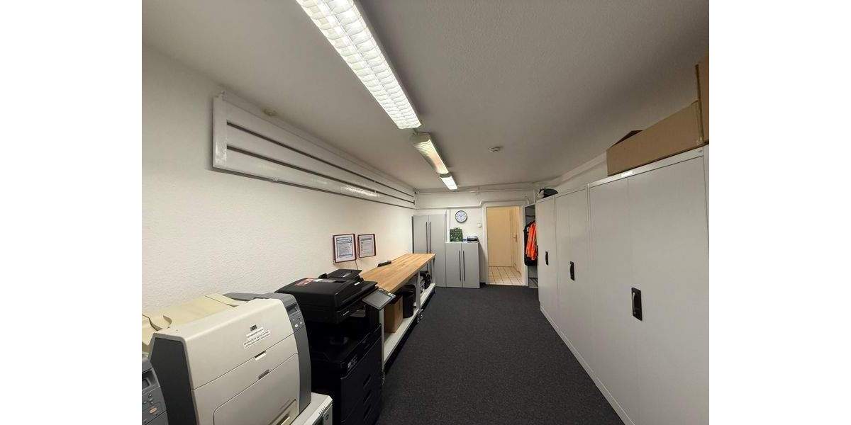 Gewerbeobjekt Essen Holsterhausen - 1.720&euro; | Angebot:25899800