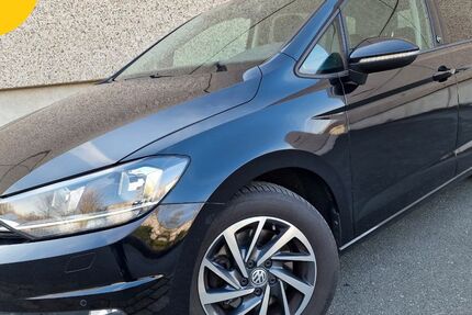 VW Touran 128.680 km 12.990 &euro; Dortmund 44379