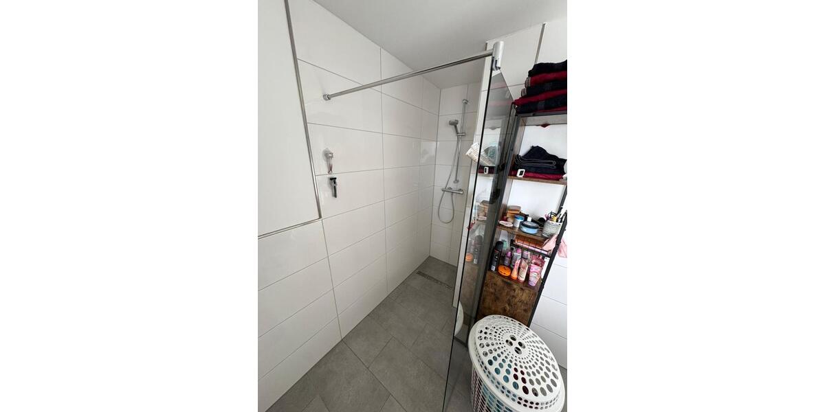 Etagenwohnung Essen Stadtbezirk VI - 3.5 Zimmer, 95 m&sup2;, 890&euro; | Angebot:25855880