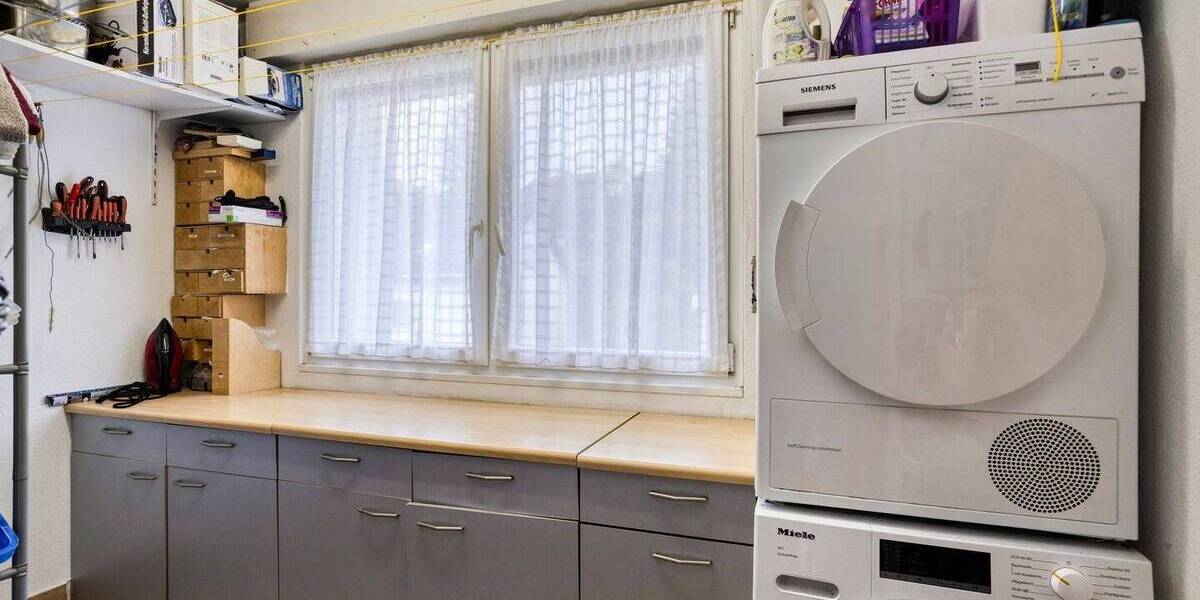 Reihenendhaus Mülheim an der Ruhr Mitte-Ost - 7 Zimmer, 184 m&sup2;, 559.000&euro; | Angebot:25799172