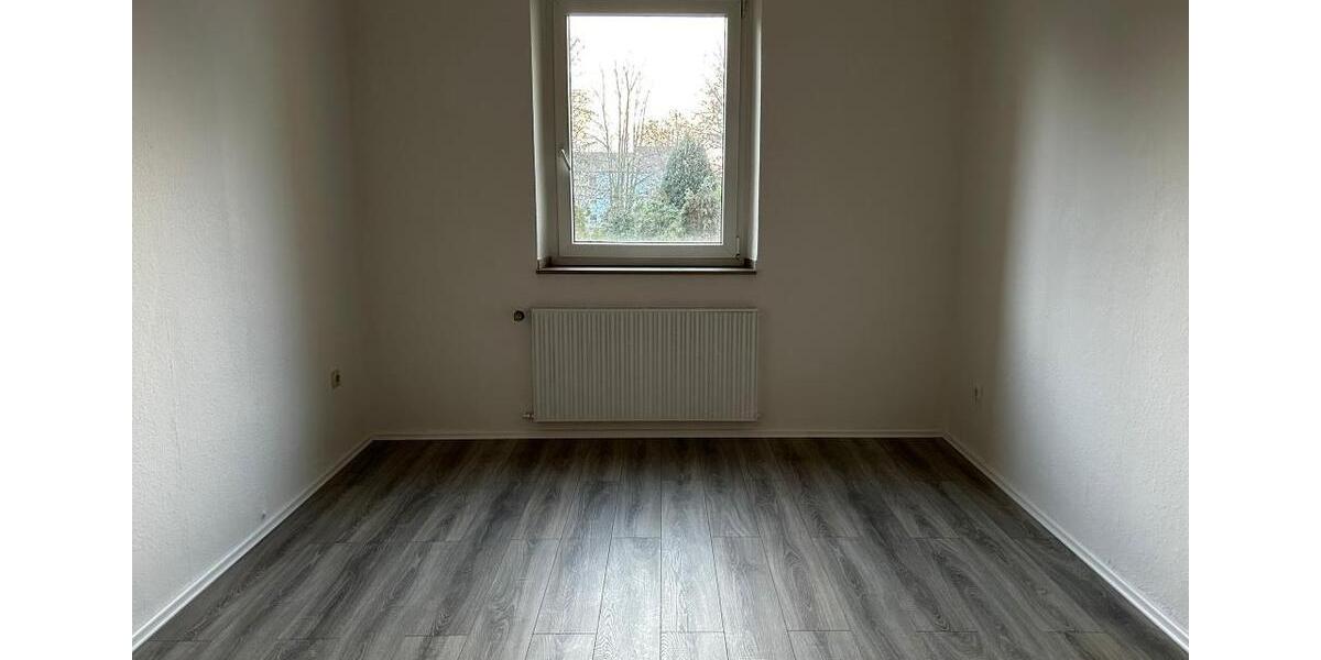 Etagenwohnung Essen Stadtbezirk IV - 3 Zimmer, 72 m&sup2;, 600&euro; | Angebot:25862818